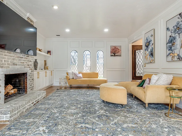 9130 Valley Chapel Ln — Photo 10