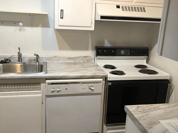 4th image of 1078 Delta Ave APT 4
