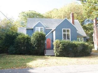 87 Bates Rd, Swampscott, MA 01907