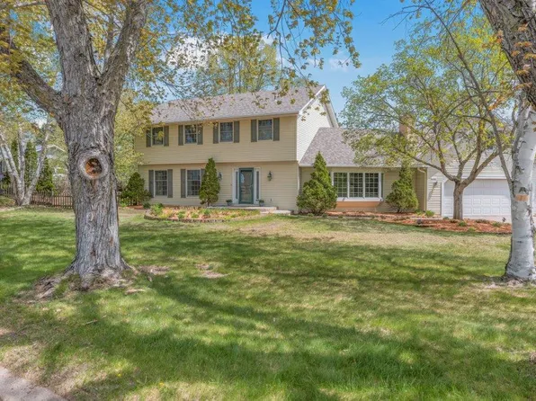 2805 Alvarado Ln N, Plymouth, MN 55447