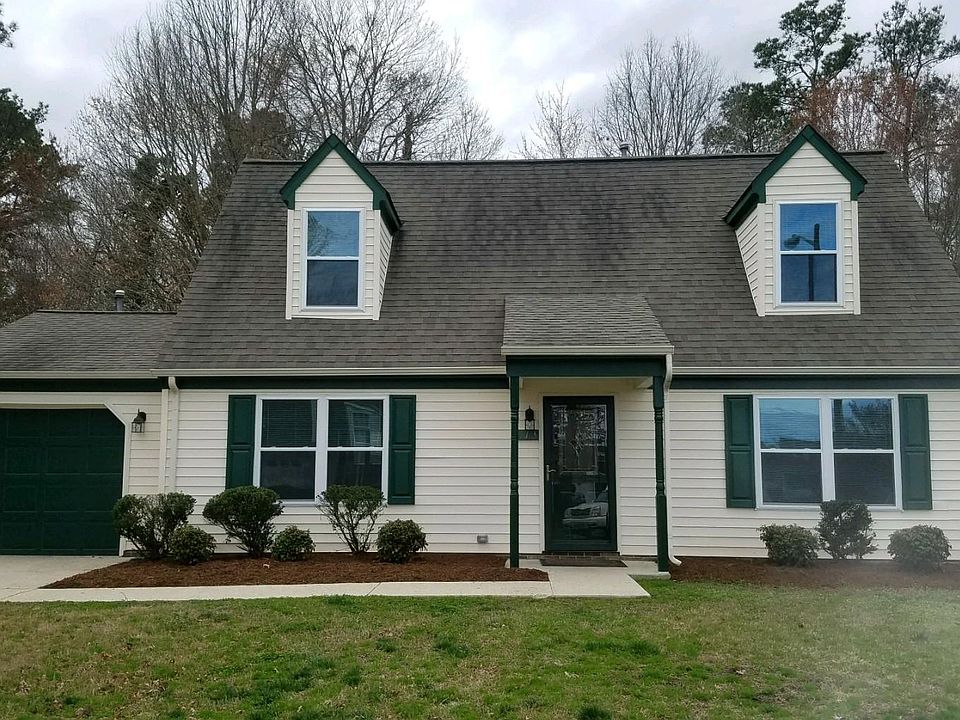 1st image of 713 Stacis Ln