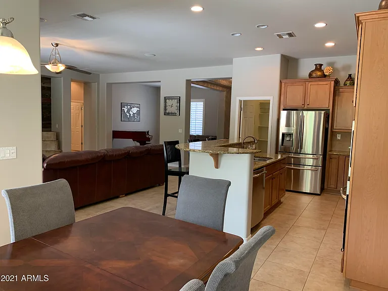 1608 W White Feather Ln — Photo 13