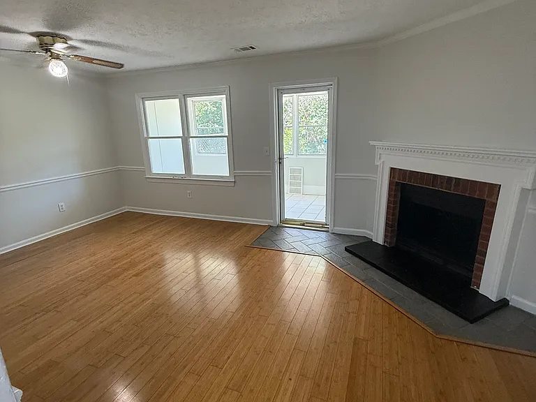 5639 Executive Way — Photo 3