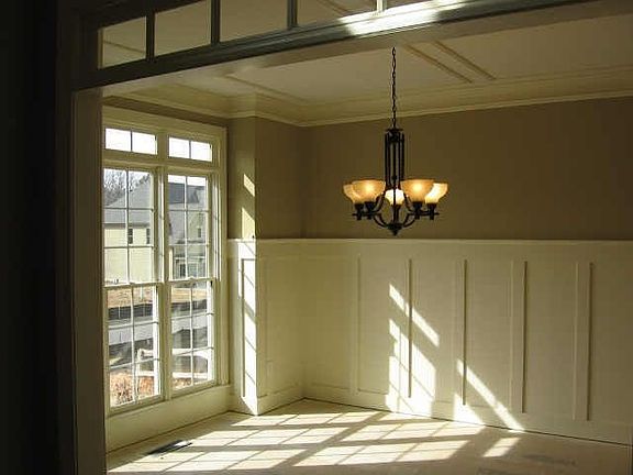 Dining Room, Nov 2007 right before purchase