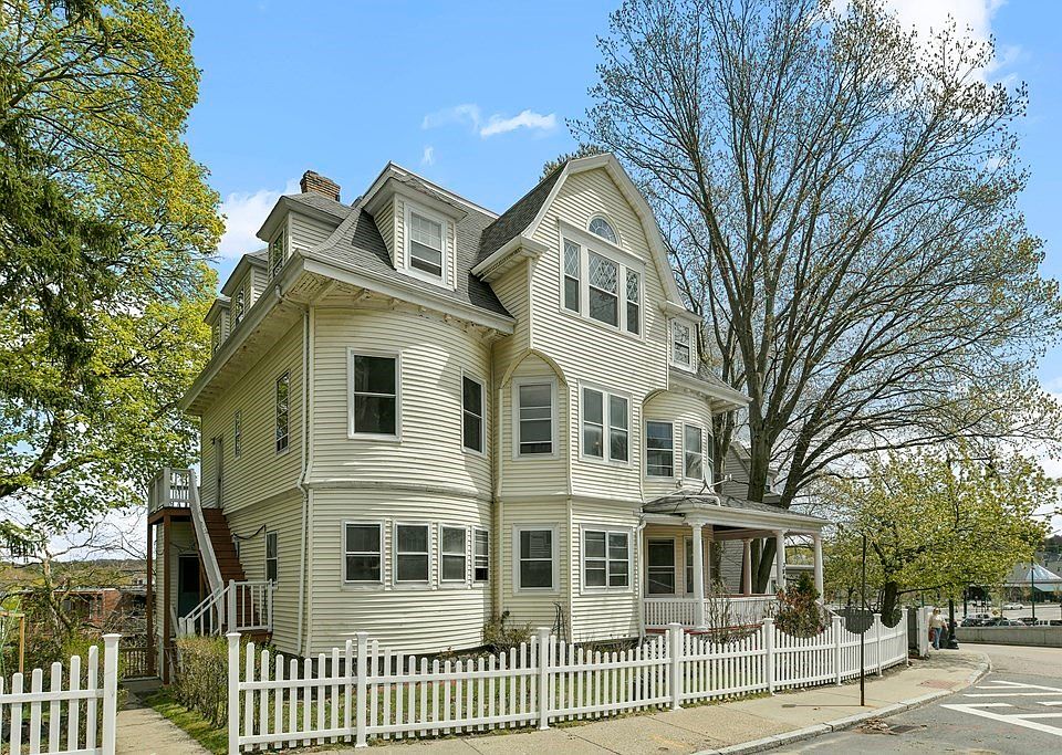 384 Arborway, Jamaica Plain, MA 02130 Zillow