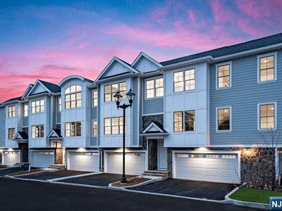 110 Mason Ct #2G, Haworth, NJ, 07641