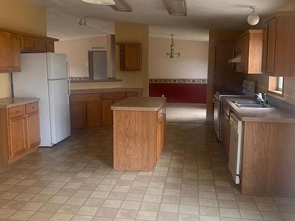2nd image of 52131 County Road 35