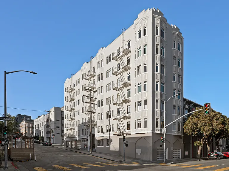 1700 Octavia St #606 — Photo 40