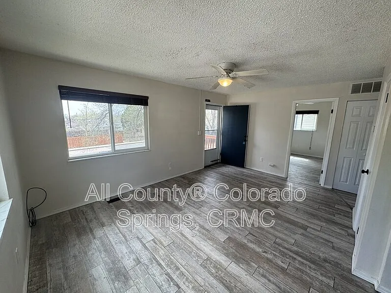 1338 Westend Ave — Photo 6