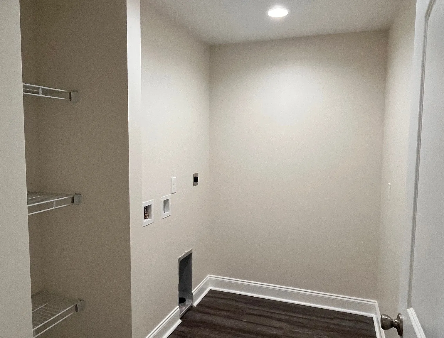 3 bed, 3.5 bath, 1647 sqft, $1,800 — Photo 3