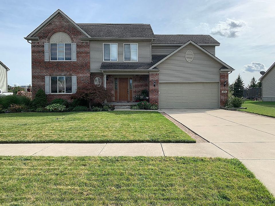 1st image of 7440 Waterfall Dr