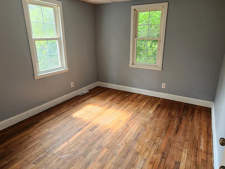 1307 Aspen St — Photo 6