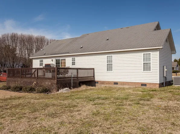 306 Clara Ct, Garner, NC 27529