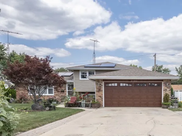 2105 Glenwood Ave, Joliet, IL 60435