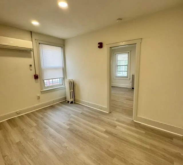 129 W Miner St #5 — Photo 3