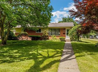 17457 Indian, Redford, MI 48240