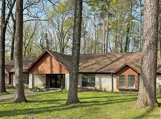 23 Holly Ridge Dr, Texarkana, TX 75503