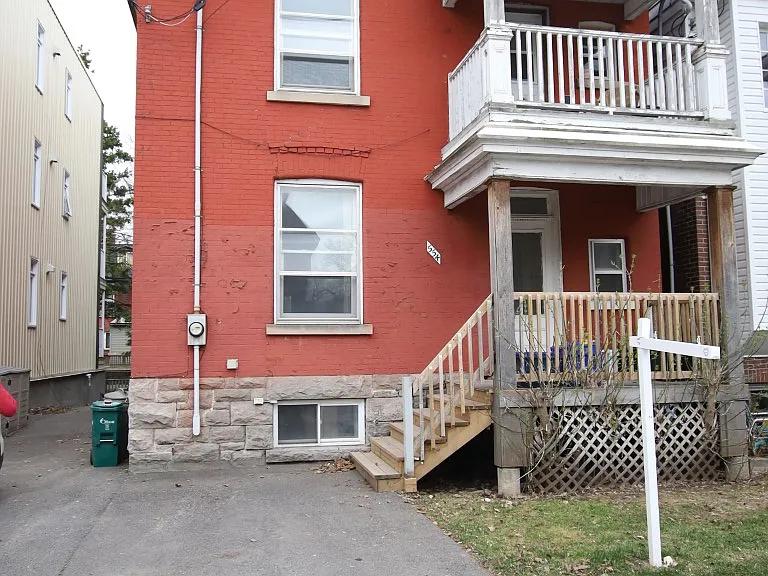 554 McLeod St #1 — Photo 1