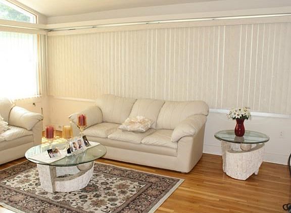 5th image of 25 Waverly Pl