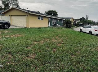 4943 Witch Ln, Lake Worth, FL 33461