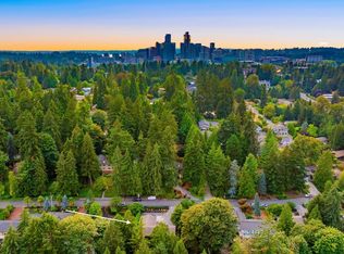 460 129th Pl NE, Bellevue, WA 98005