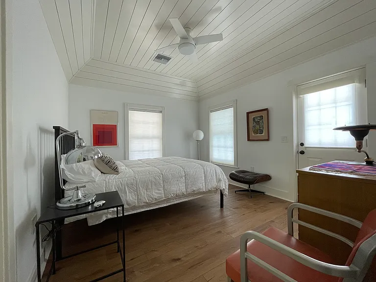 46 Howell Ave — Photo 14