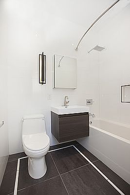 5th image of 130 Orchard St APT 54