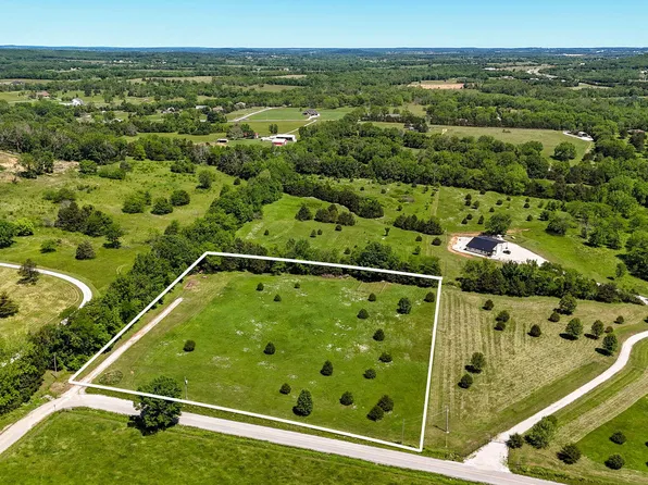 000 E Farm Rd 52, Fair Grove, MO 65648