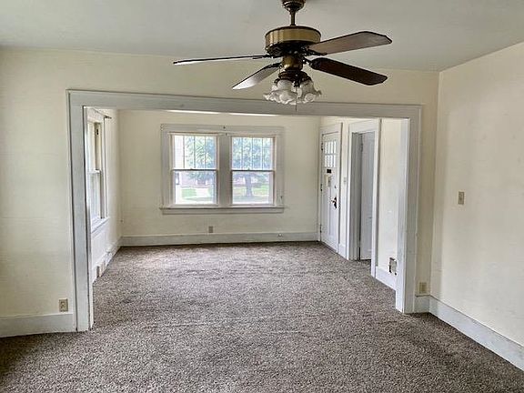 5th image of 821 W 29th St