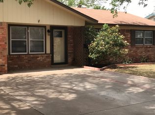 1912 70th St, Lubbock, TX 79412