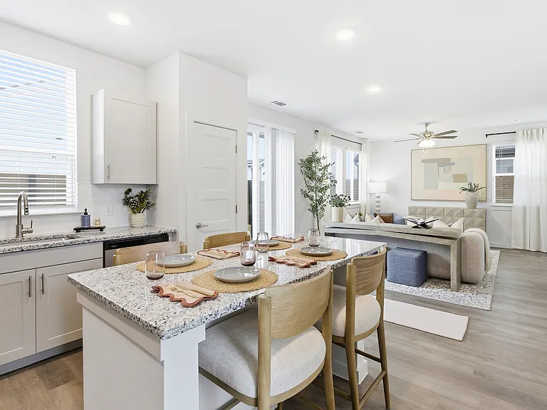 YardHomes Spring West