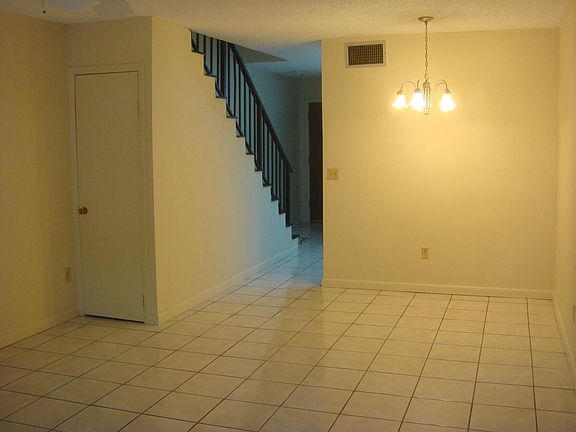 4th image of 15385 S Dixie Hwy APT 19
