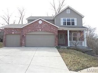 5507 Summerland Cir, Saint Louis, MO 63128