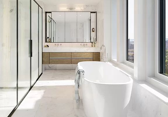 3rd image of 202 Broome St Penthouse B