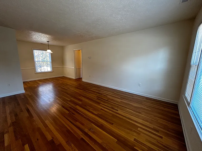 Princeton Circle West Apartments — Photo 43
