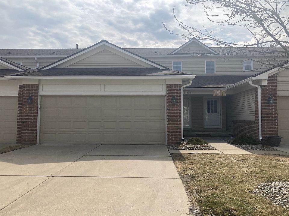 1st image of 21811 Concord Dr #98