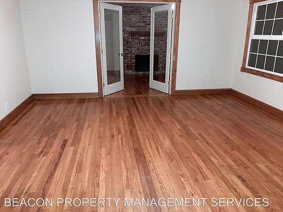 5th image of 211 Palin Ave