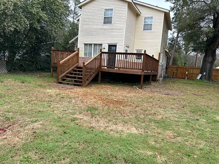 920 Lamore St — Photo 18