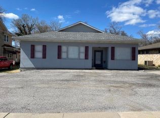 209 Lebanon Ave, Belleville, IL 62220