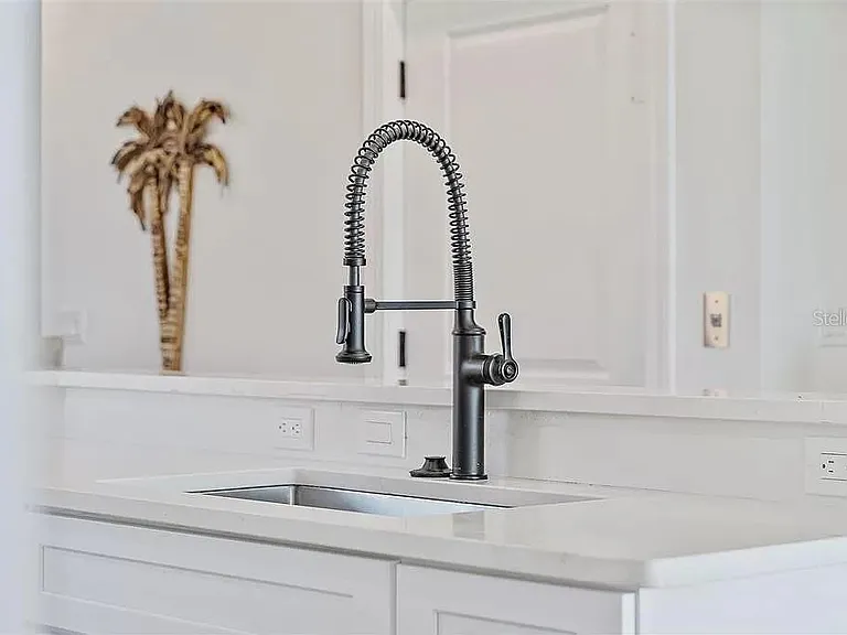 6418 Margarita Shores Ln — Photo 21