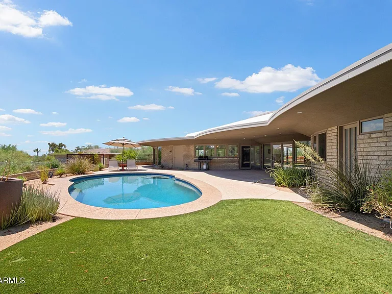 6111 N Palo Cristi Rd — Photo 34