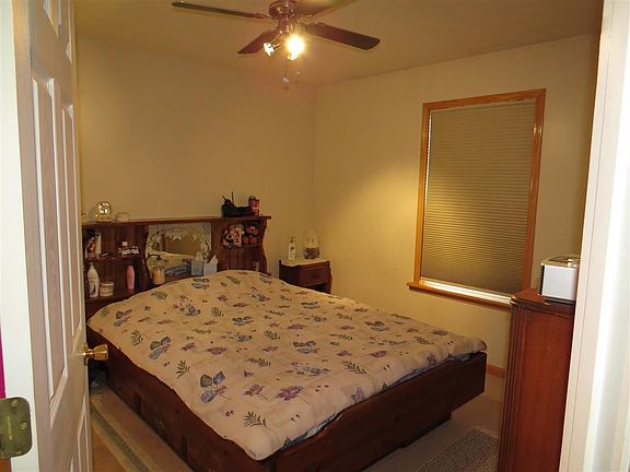4th image of 58590 Max Dr