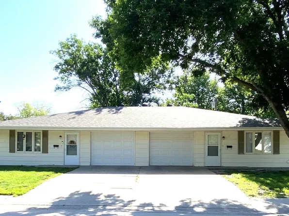 1010-1012 N 16th Ave, Beatrice, NE 68310