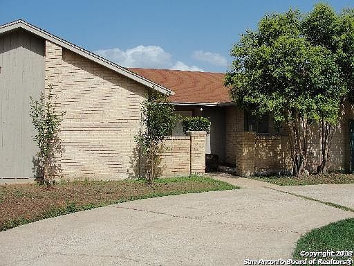 1st image of 4712 Oakfield Way
