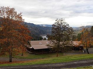 20044 Orchard Ln, Lenore, ID 83541