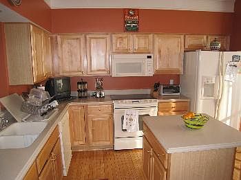 3rd image of 51390 Plymouth Heights Ln