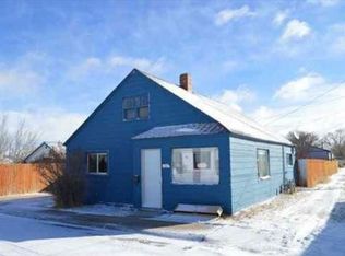 209 McKinley St, Rawlins, WY 82301