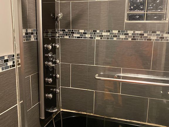 3rd image of 8252 S Buffalo Ave APT 1R