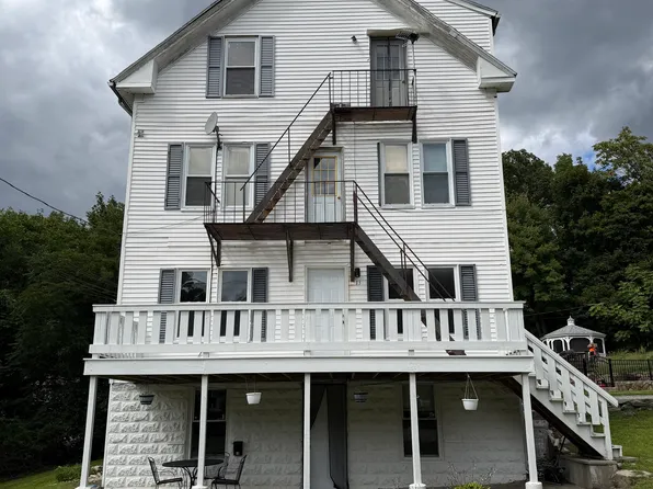 13 Gladstone St APT 1, Smithfield, RI 02917