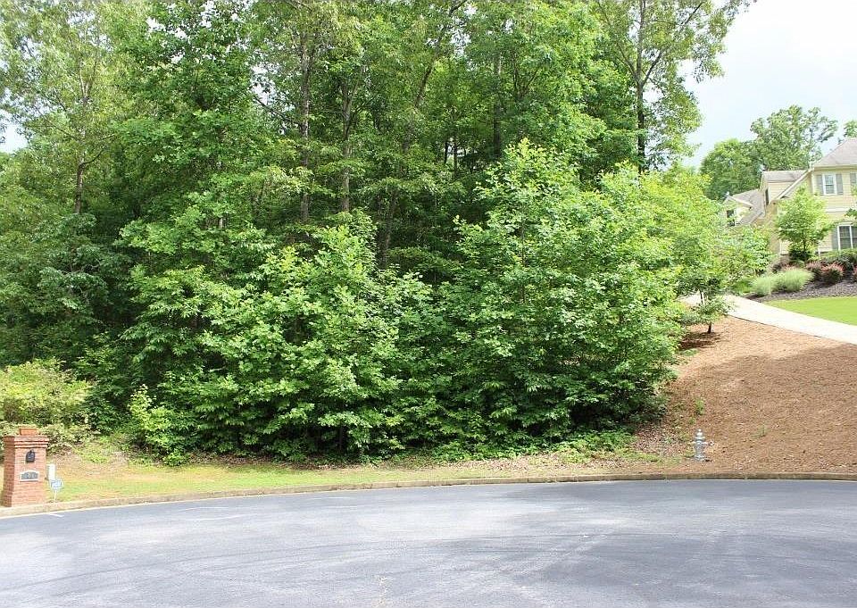 1st image of 130 Stony Ct